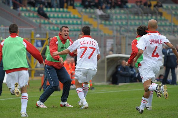 La gioia incontenibile di Salviato dopo il gol!